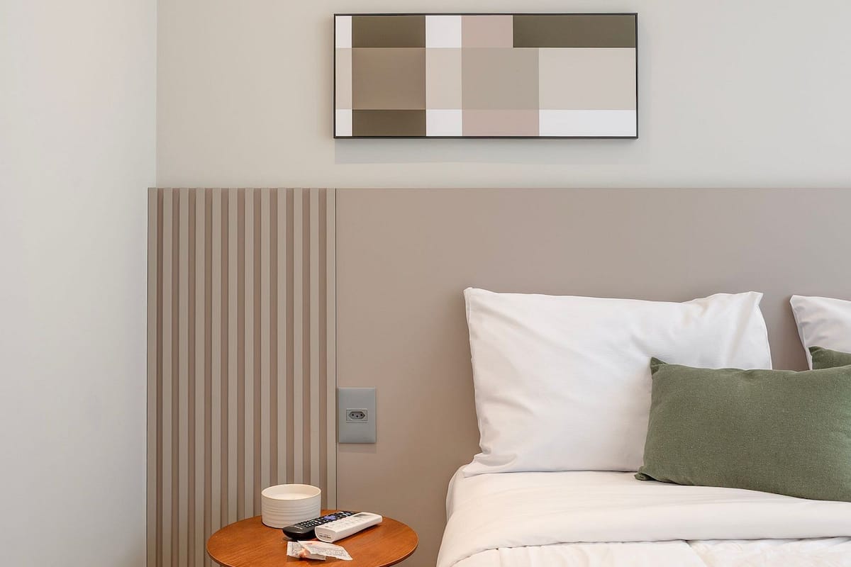 Superior Apartment | Laptop workspace, free WiFi, bed sheets