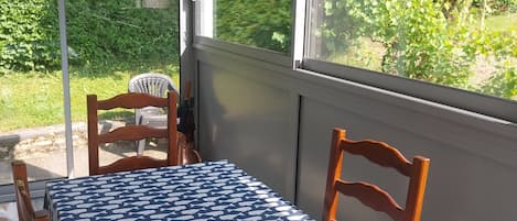 用餐