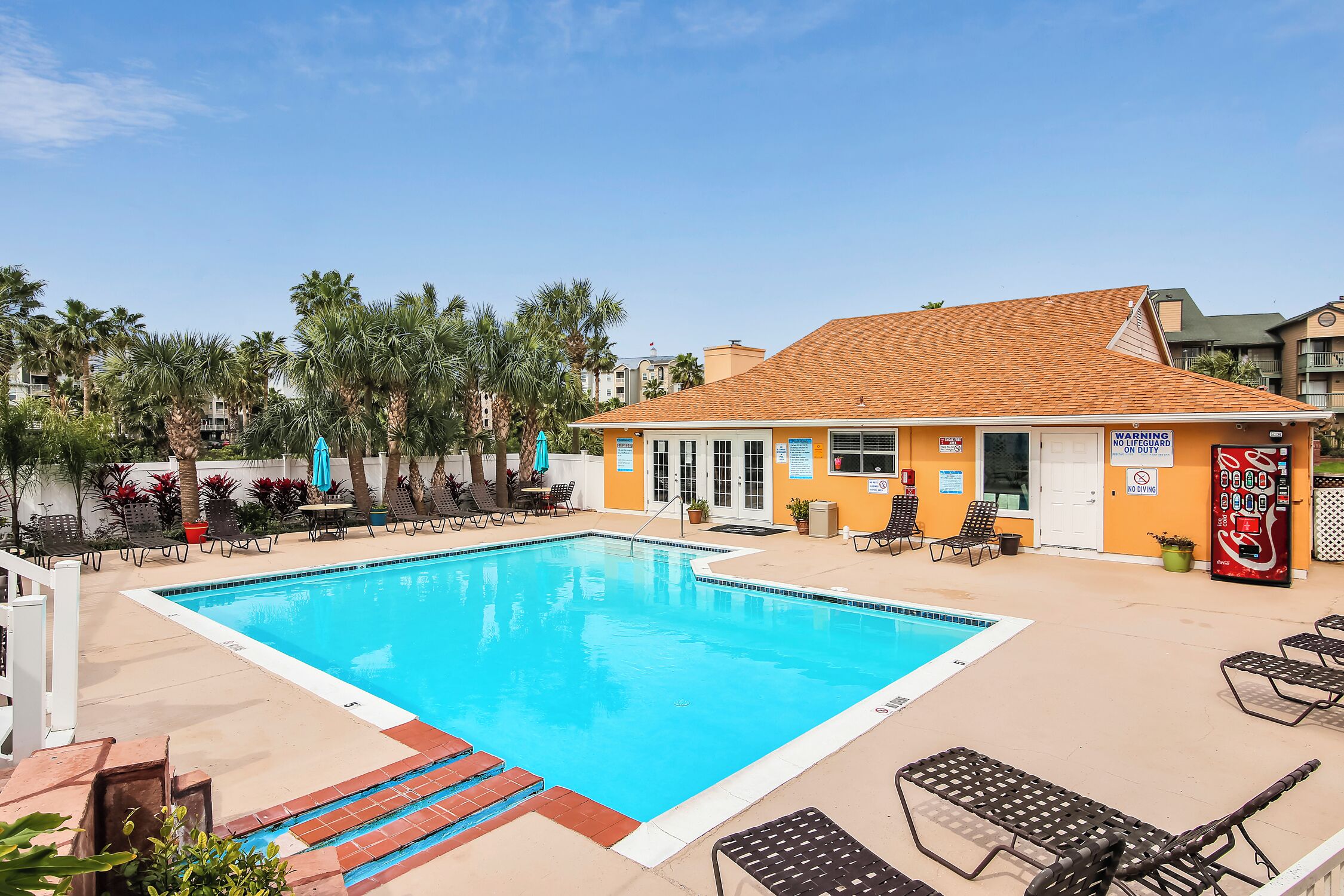 Condo (2 Bedrooms) | Tiện nghi, d ịch vụ nơi lưu trú