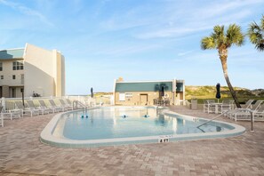 Condo (2 Bedrooms) | Property amenity