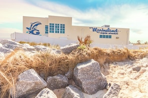 Condo (2 Bedrooms) | Property amenity