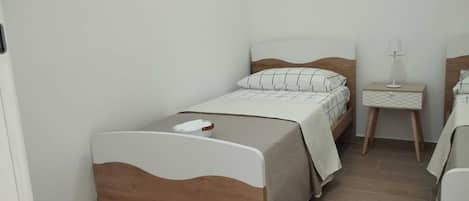 3 bedrooms, WiFi, bed sheets