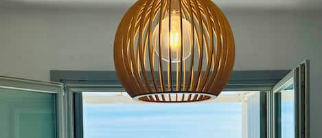 Superior appartement, uitzicht op zee | 3 slaapkamers, verduisterende gordijnen, een strijkplank/strijkijzer