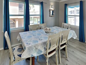 House (2 Bedrooms) | Property amenity