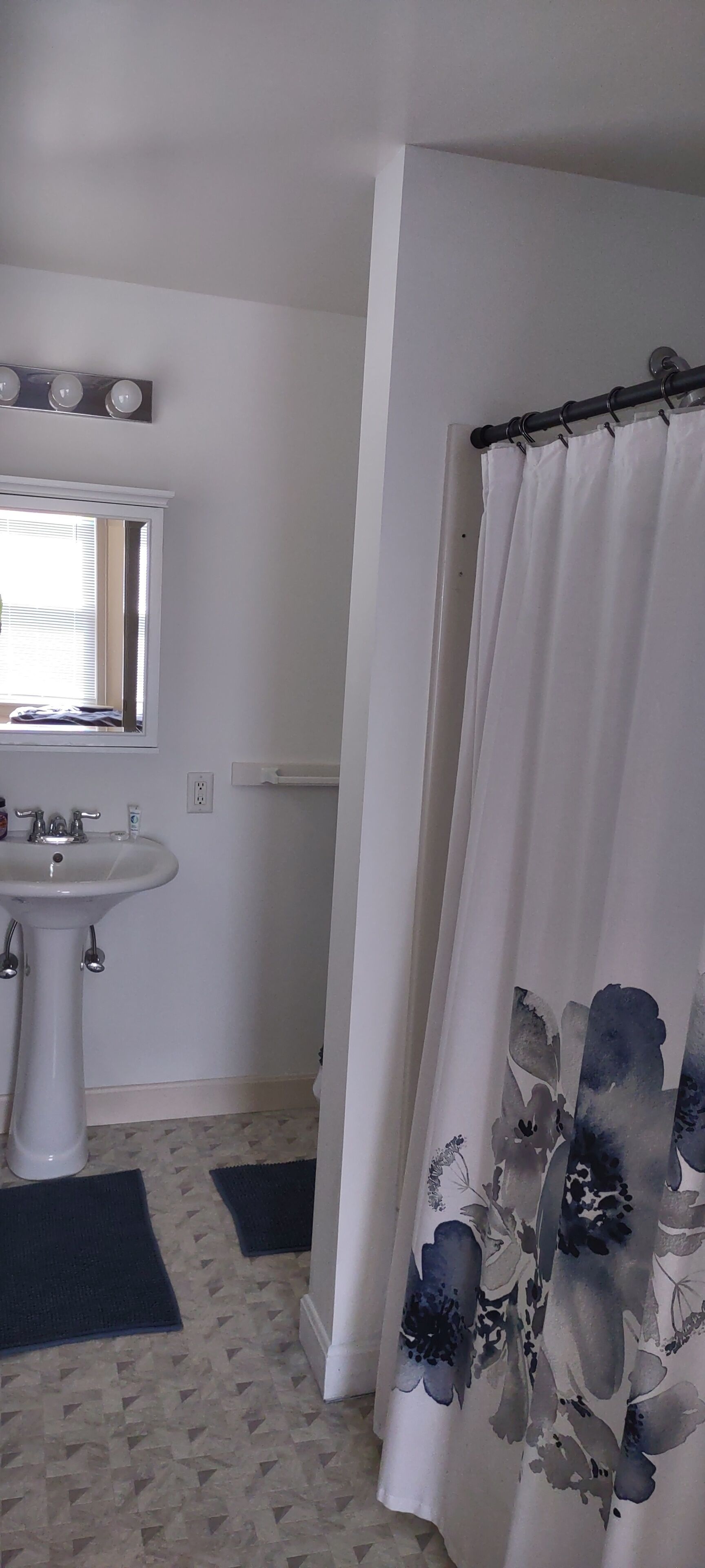 淋浴设施、环保洗浴用品、毛巾、肥皂