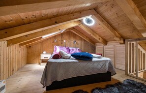 2 makuuhuonetta, vauvan matkasänky, ilmainen Wi-Fi