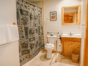 Studio (4 Bedrooms) | Majoituspaikan mukavuudet