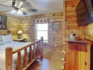 Studio (4 Bedrooms) | Property amenity