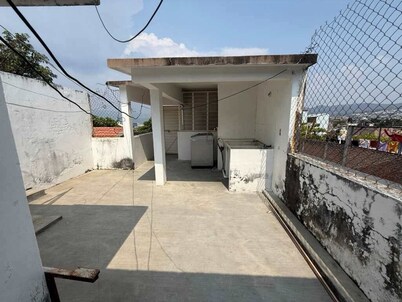 3 BR house, 1AC y garage in Parque de la Marimba