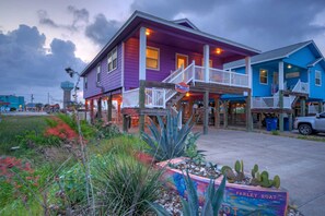 House (3 Bedrooms) | Interior - Purple Parrot by Avantstay Heated Pool, Beach Access & Central Port A Location (Port Aransas)