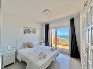 4 室のベッドルーム、インターネット