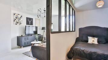 1 chambre, lit parapluie, Wi-Fi, draps fournis