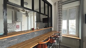 Fridge, oven, stovetop, coffee/tea maker - Charming, fully-equipped cocoon (Clermont-Ferrand)