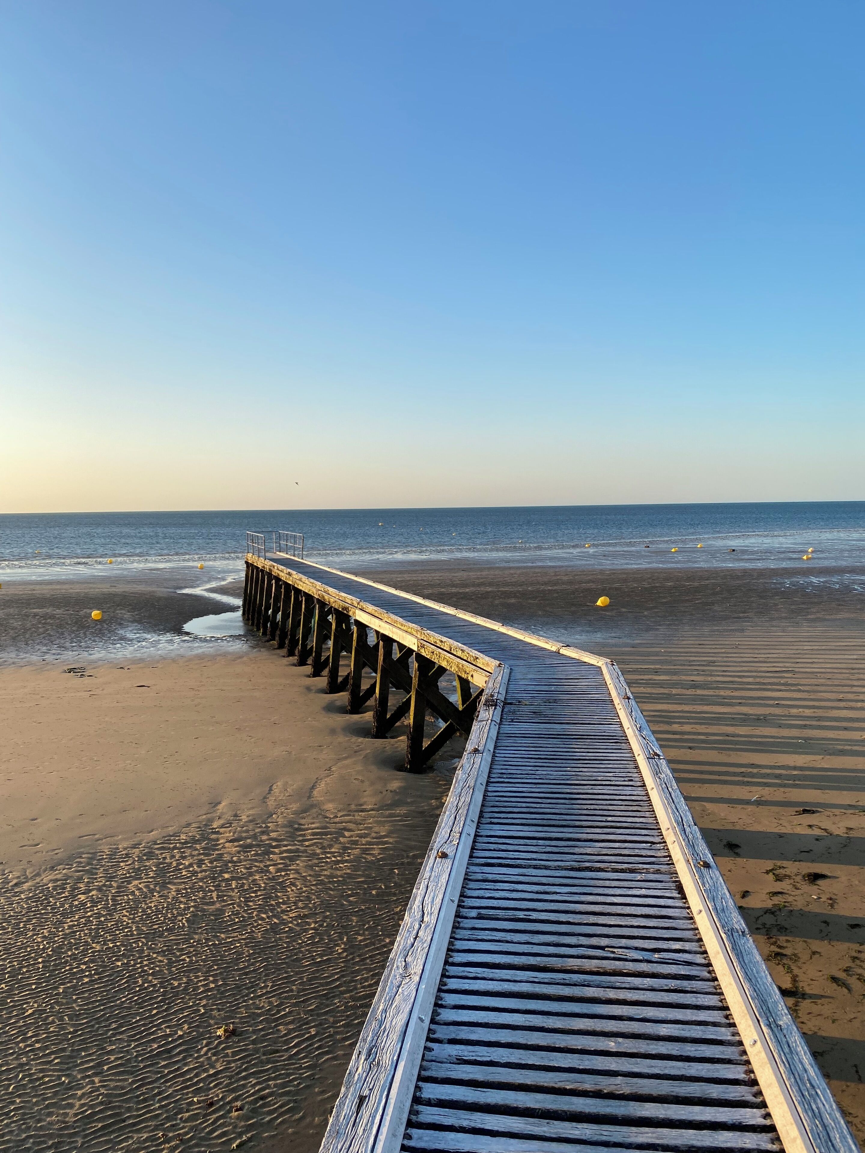 Plage à proximité, chaises longues