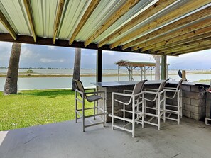 House (4 Bedrooms) | Property amenity - 7 Palms by Miss Kitty’s (Rockport)