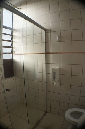Deluxe Suite | Bathroom