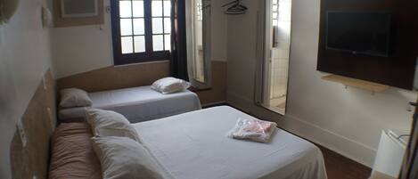 Deluxe Suite | 1 bedroom, laptop workspace, free WiFi