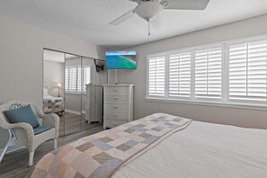 House, Multiple Beds (Blue Surf 22)