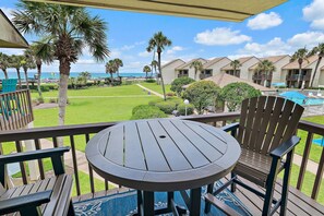 Casa, varias camas (Blue Surf 5) | Restaurante al aire libre