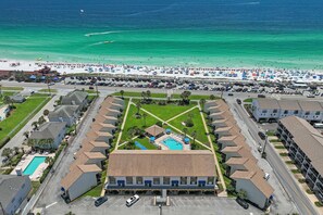 House, Multiple Beds (Blue Surf 7) | Exterior - Blue Surf 7 (Miramar Beach)