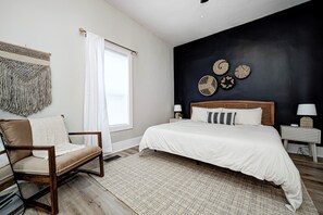 4 bedrooms, WiFi, bed sheets