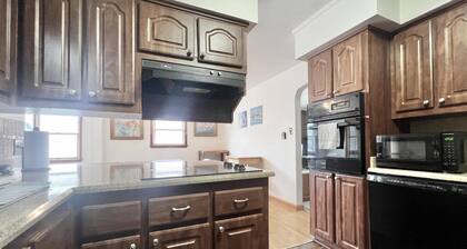 Oyster Harbor Cottage â Where the Only Limit Is Your Imagination