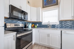 Fridge, microwave, oven, dishwasher