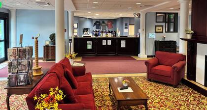 Chautauqua Suites