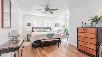 2 slaapkamers, een bureau, gratis wifi, beddengoed