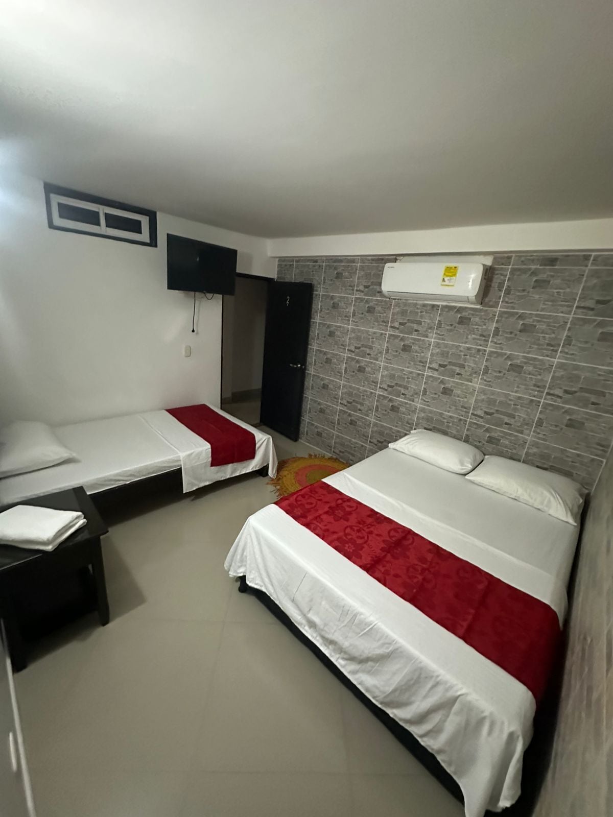 Classic Triple Room | Free WiFi