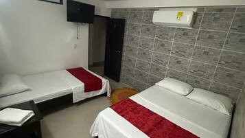 Classic Triple Room | Free WiFi