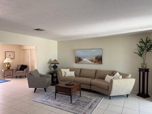 Smart-TV, Bücher, Musikbibliothek