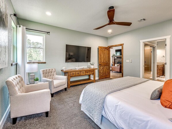 4 bedrooms, iron/ironing board, travel cot, free WiFi