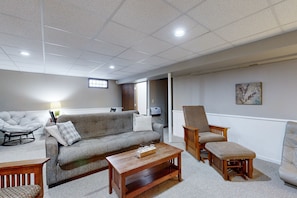 TV, fireplace, DVD player