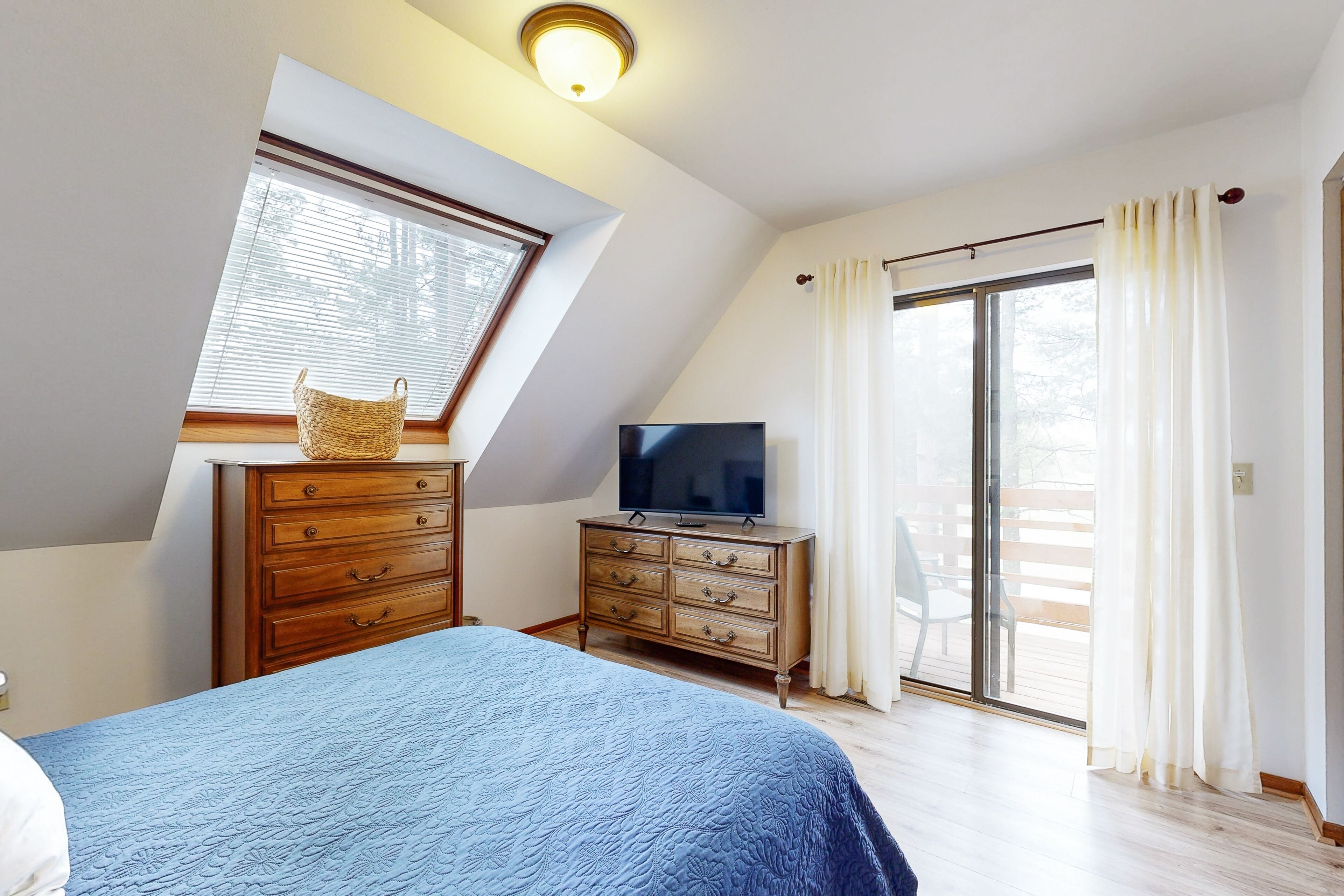 2 chambres, fer et planche à repasser, accès Internet, draps fournis