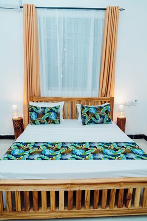 4 soveværelser, skrivebord, Wi-Fi, sengetøj