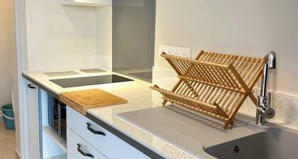 Kavai City - brand new 2 bedr 2bth A/C - Wi-Fi - parking