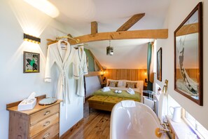 1 chambre, Wi-Fi gratuit, draps fournis