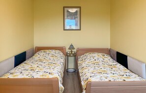 1 bedroom, free WiFi - 1 bedroom awesome home in Nowe Warpno (Nowe Warpno)