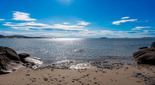 Apartamento 'Cabo Cruz' con vistas al mar, balcón y Wi-Fi