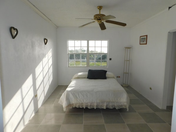 4 Schlafzimmer, Bügeleisen/Bügelbrett, WLAN, Bettwäsche