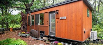 Brand new serene luxury cottage just off the Brew Ridge Trail