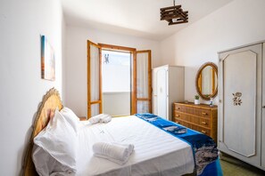 1 chambre, draps fournis
