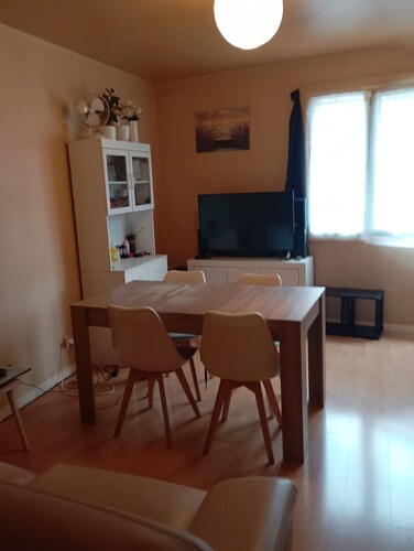 5 minutes from the city's treasures.