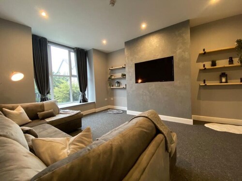Luxury Apartment Close to Leeds City Centre