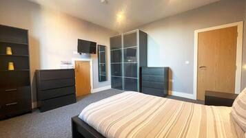 1 bedroom, iron/ironing board, WiFi, bed sheets