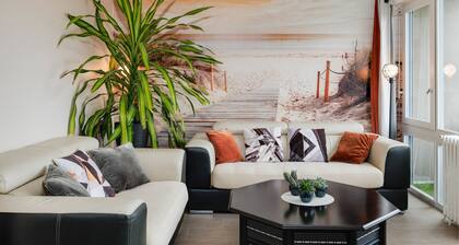 Apartamento 'T4 Avec Tennis' con jardín compartido, Wi-Fi y aire acondicionado