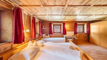 1 chambre, fer et planche Ă repasser, Wi-Fi gratuit, draps fournis
