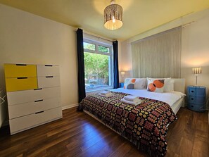 Iron/ironing board, travel cot, WiFi, bed sheets