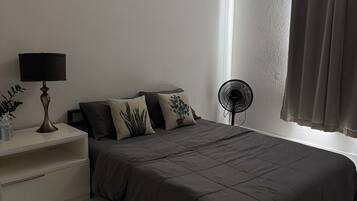 1 Schlafzimmer, WLAN, Bettwäsche